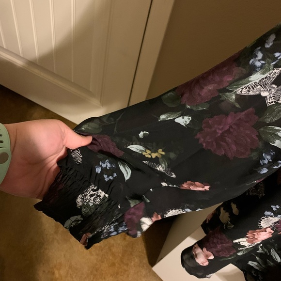 BLACK FLORAL CHIFFON SMOCKED MOCK NECK BLOUSE - Picture 8 of 10